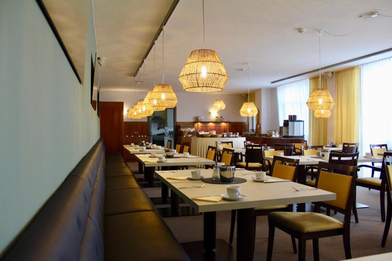 Hotel Garni Max Zwo